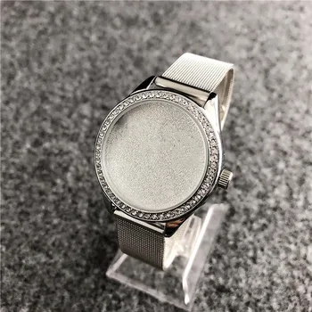 Montre femme Novo blagovno znamko ženska oblikovalec ure črno bele dame oblačenja watch luksuzni Zapestnica srebrno ročne ure quartz ura